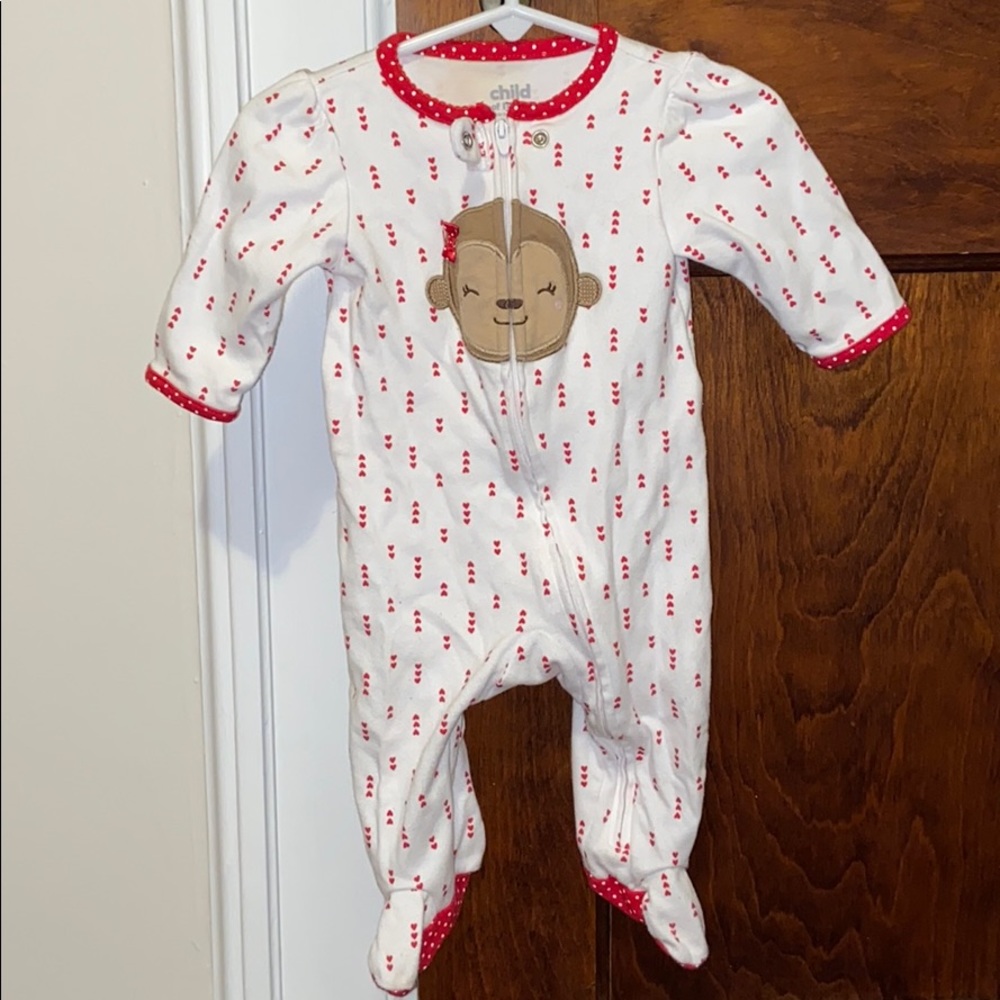 Carter’s red and white sleeper
